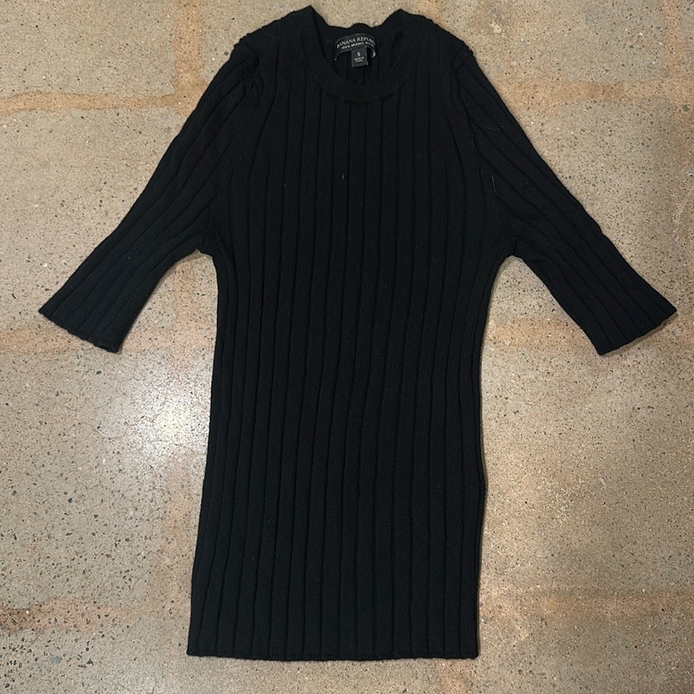 Black merino wool rib Banana Republic half sleeve sweater